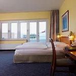 Wyndham Hansedom Ξενοδοχείο 3*