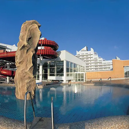Wyndham Hansedom Hotell