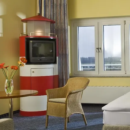 Wyndham Hansedom 3* Штральзунд