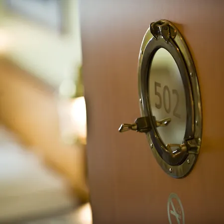 Отель Wyndham Hansedom