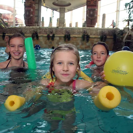 Отель Wyndham Hansedom