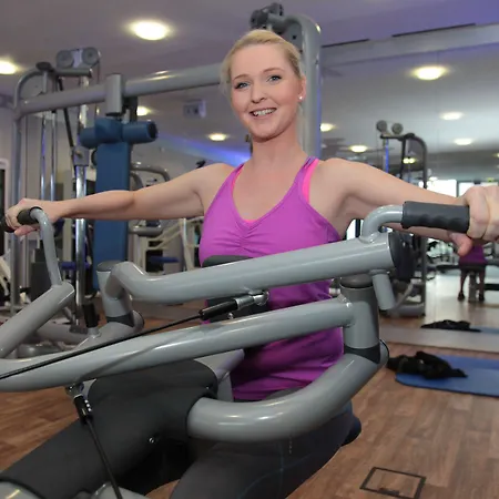 Wyndham Hansedom Отель Штральзунд