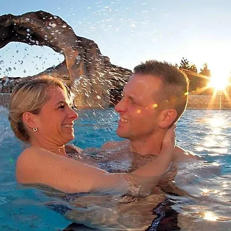 Wyndham Hansedom Hotel 3*