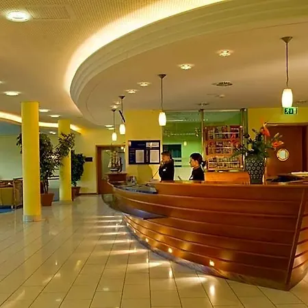 Wyndham Hansedom 3*