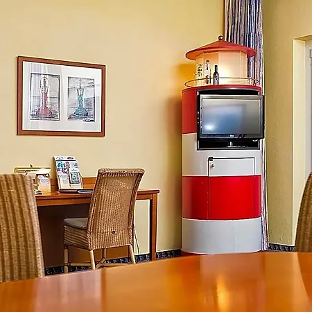 Wyndham Hansedom Hotel 3*