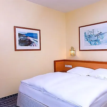 Hotel Wyndham Hansedom Stralsund