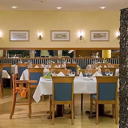 Wyndham Hansedom 3*
